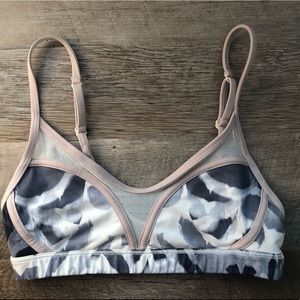 Lululemon Sports Bra Size 4